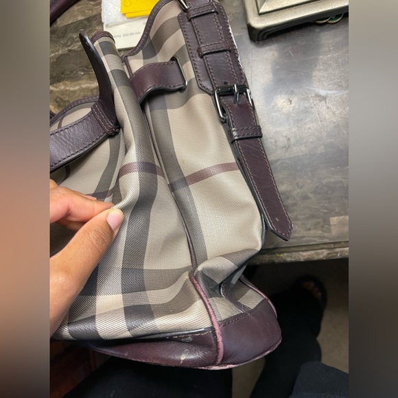 100% Authentic Burberry Walden Hobo Bag - Picture 3 of 10